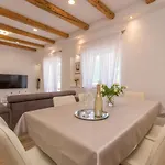 Bonaca - 10m To The Sea Apartment