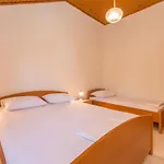 Bonaca - 10m To The Sea Apartment