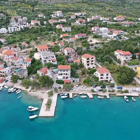 Apartment Bonaca - 10m To The Sea