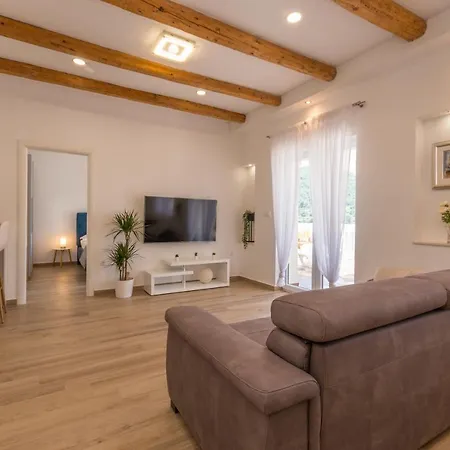 Bonaca - 10m To The Sea Apartment *