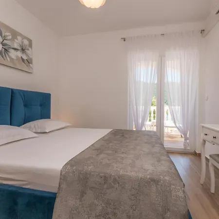 Bonaca - 10m To The Sea Apartment