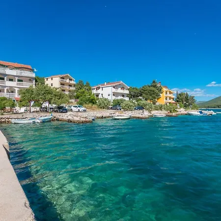 Bonaca - 10m To The Sea