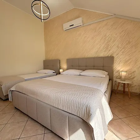 Bonaca - 10m To The Sea Appartement Grebaštica