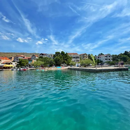 Bonaca - 10m To The Sea